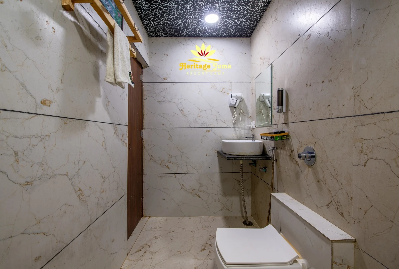 jaisalmer luxury camp